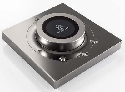 Devialet-200-remote.jpg